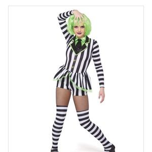 Beetlejuice Dance or Halloween Costume. Fit is true to size. No wig/leggings